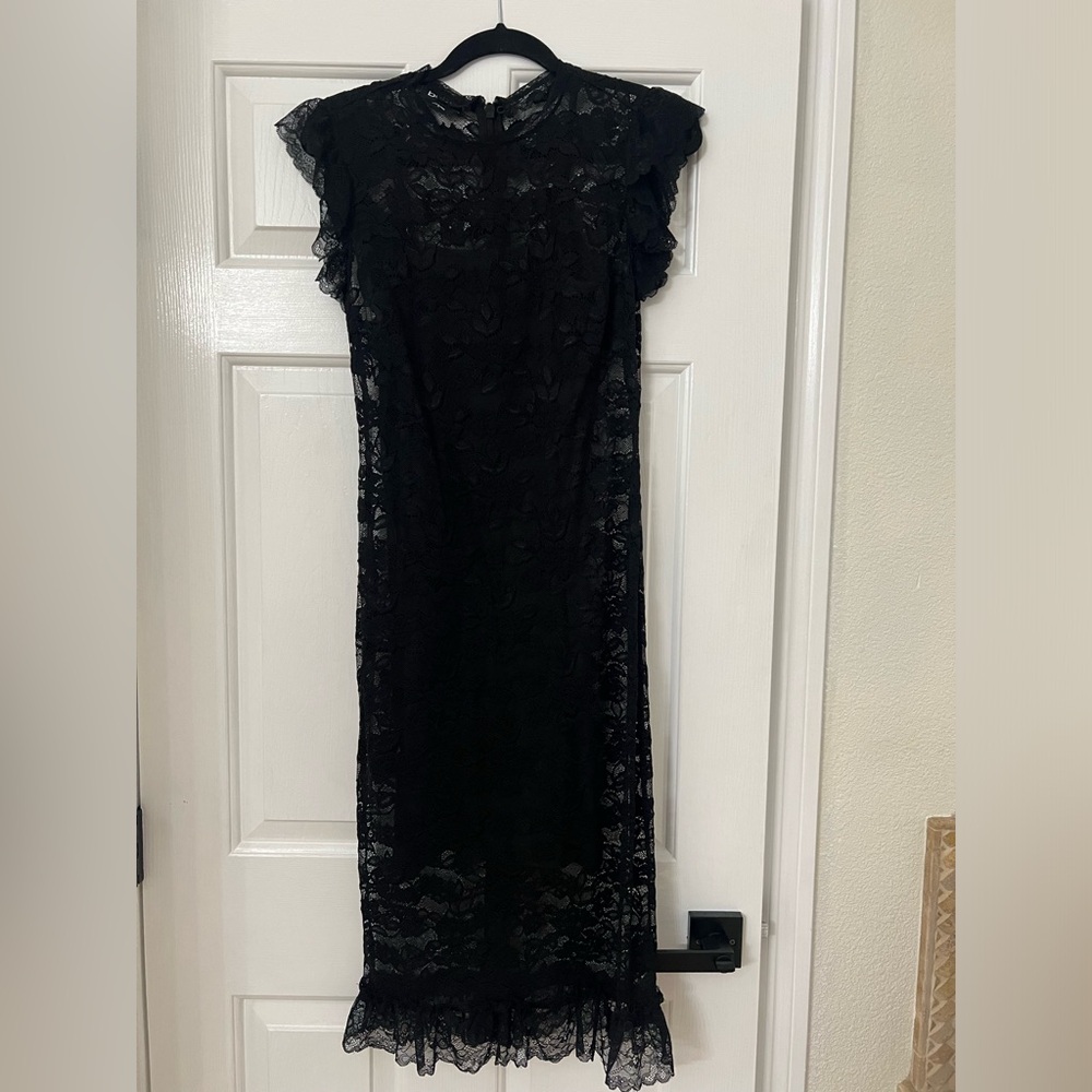 Lace/slip dress 👗💕